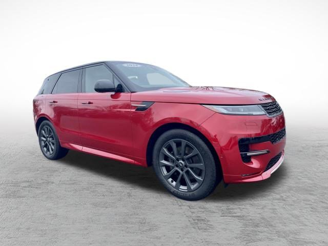 Certified 2024 Land Rover Range Rover Sport Dynamic SE image 3