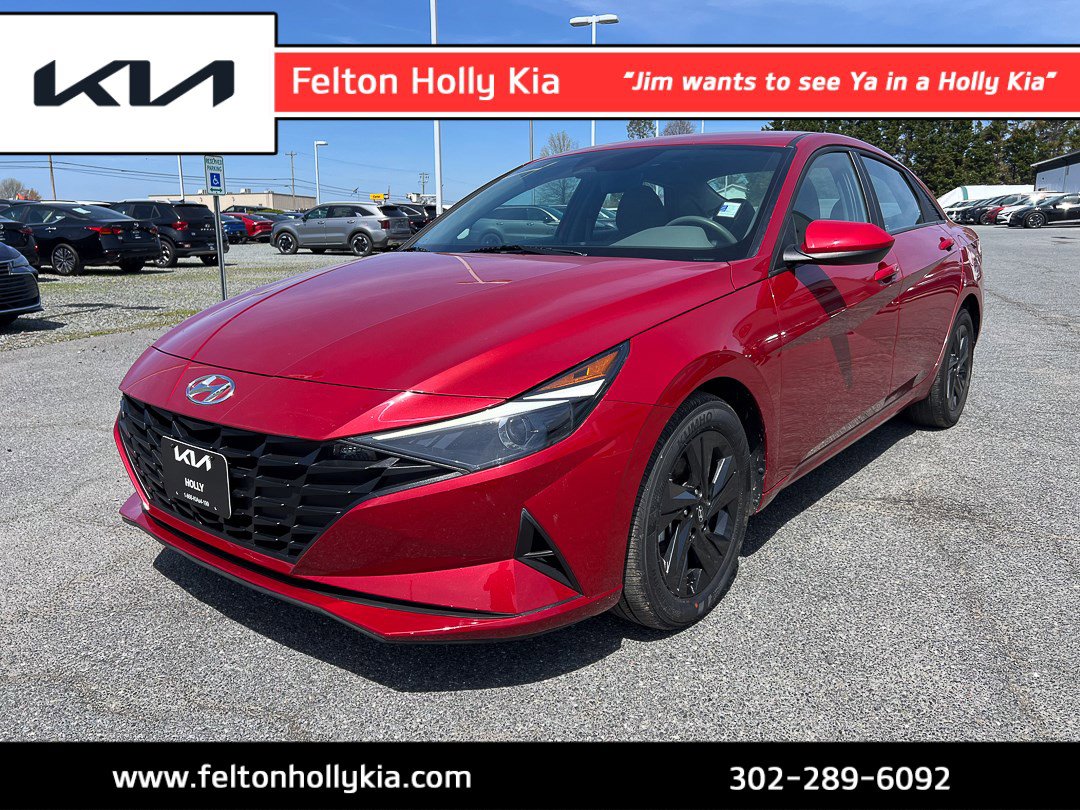 Used 2022 Hyundai Elantra SEL w/ Cargo Package FWD image 1