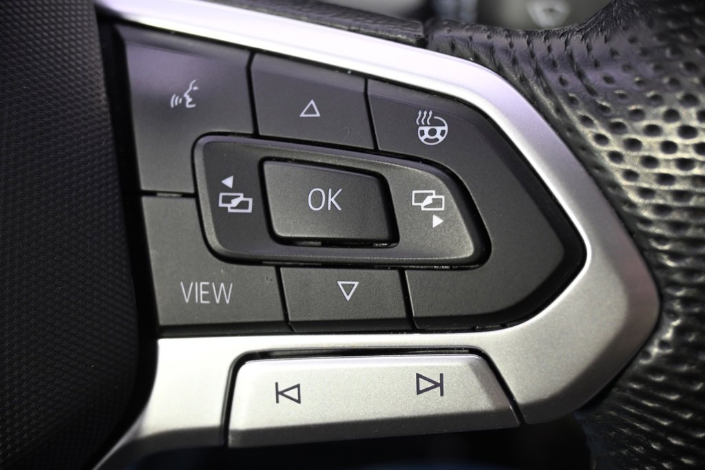 Used 2021 Volkswagen Atlas SEL Premium image 35