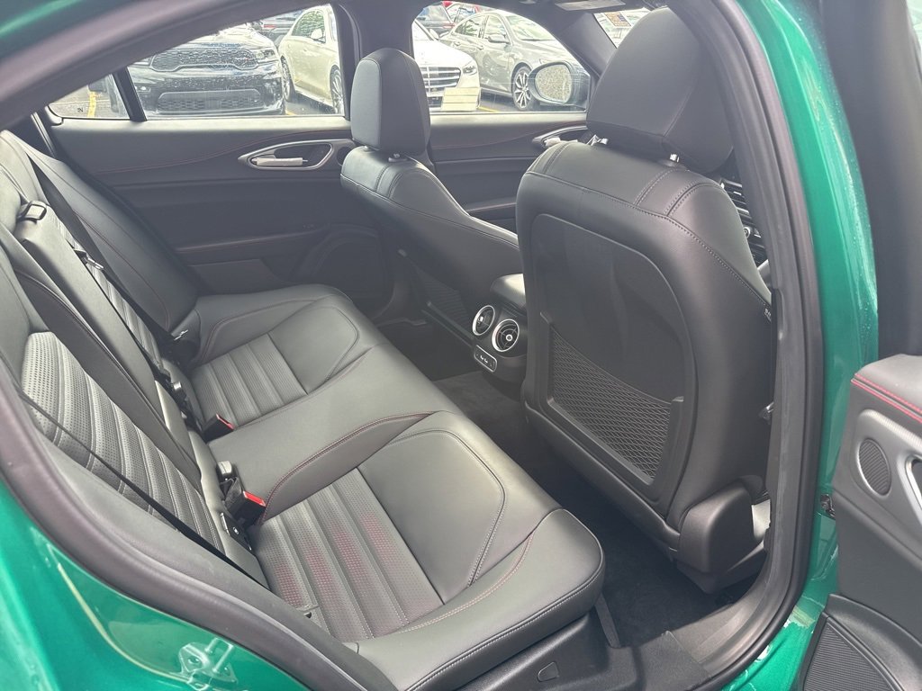 New 2025 Alfa Romeo Giulia AWD w/ Driving Assist Package image 20