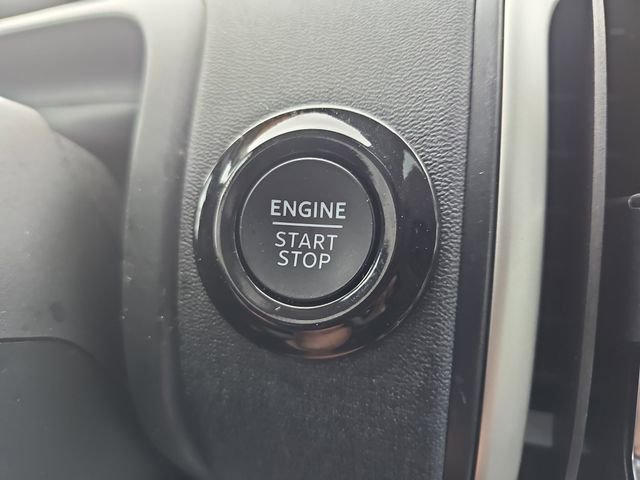 Used 2025 Ford Expedition Max Active RWD image 32