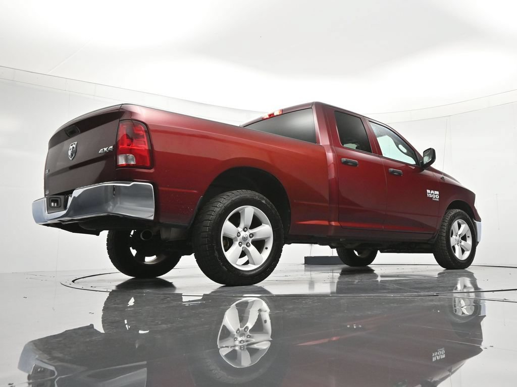Used 2024 RAM 1500 Classic SLT AWD/4WD image 39