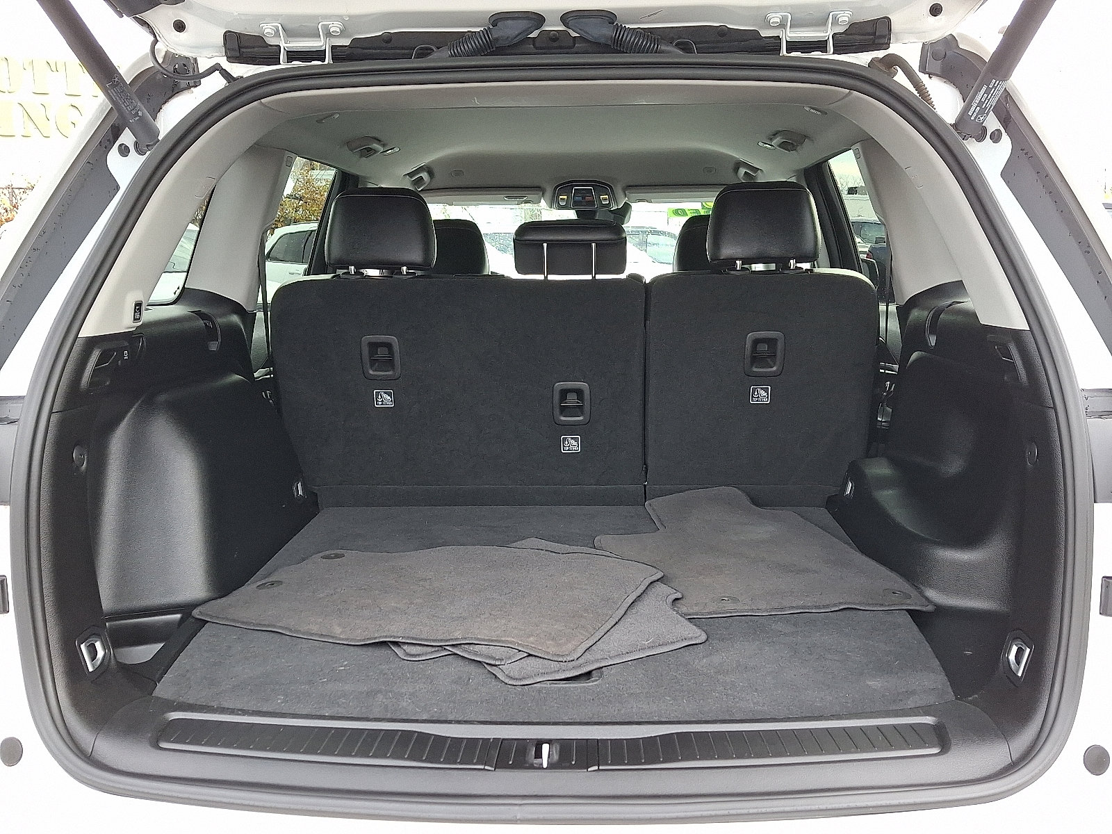 Used 2023 Jeep Grand Cherokee Limited image 28