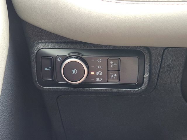New 2026 Ford Explorer Active RWD image 22