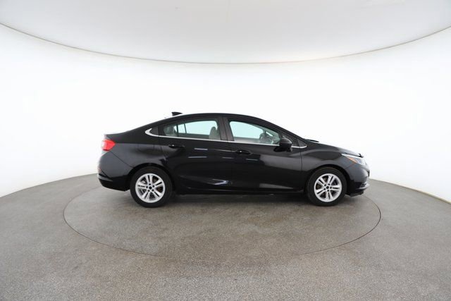 Used 2016 Chevrolet Cruze LT image 22