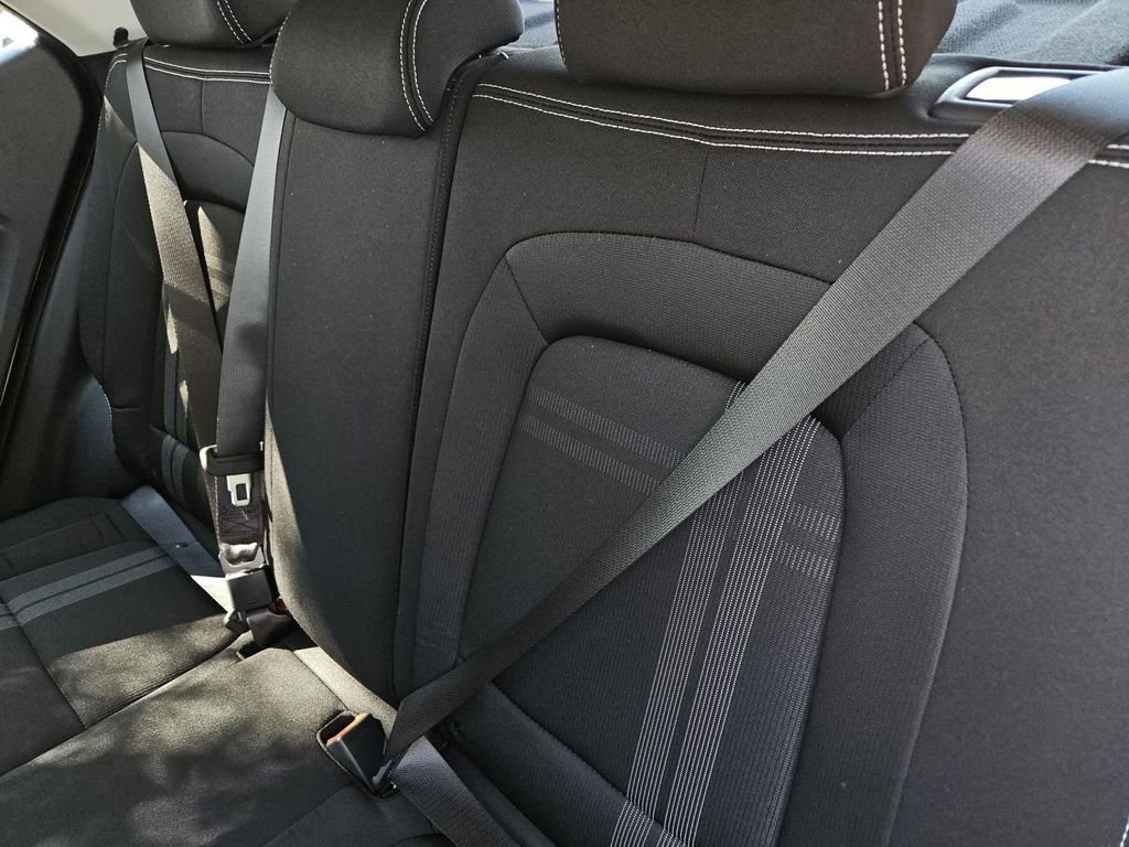 New 2025 Hyundai Venue SEL image 15