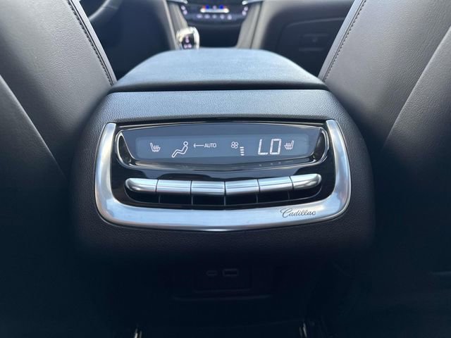 Certified 2024 Cadillac XT6 Premium Luxury w/ LPO, Floor Liner Package AWD/4WD image 36