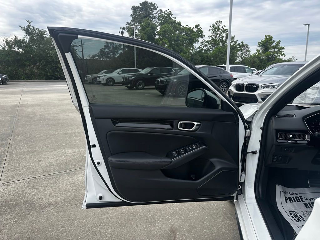 Used 2022 Honda Civic Sport Touring image 11