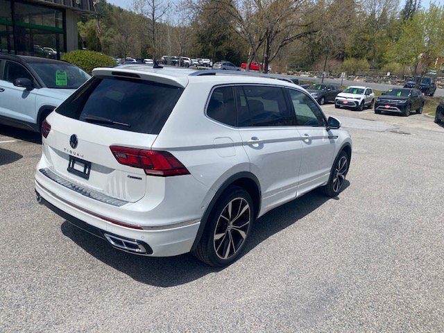 Used 2022 Volkswagen Tiguan SEL R-Line AWD/4WD image 4