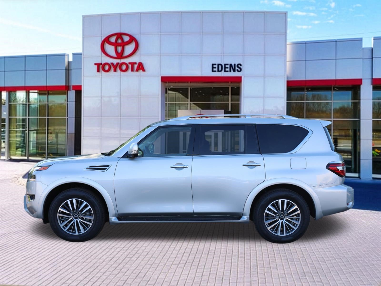 Used 2024 Nissan Armada SL AWD/4WD image 9