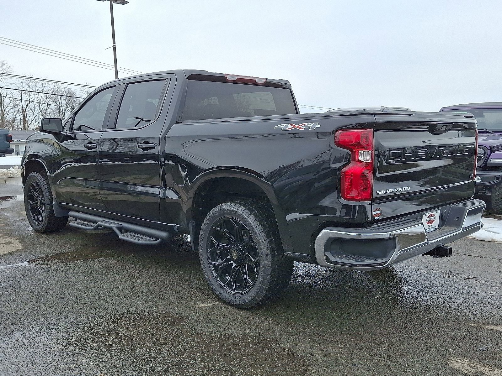 Used 2022 Chevrolet Silverado 1500 LT image 5