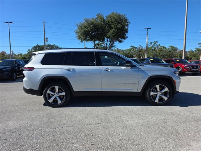 Used 2021 Jeep Grand Cherokee L Limited image 2