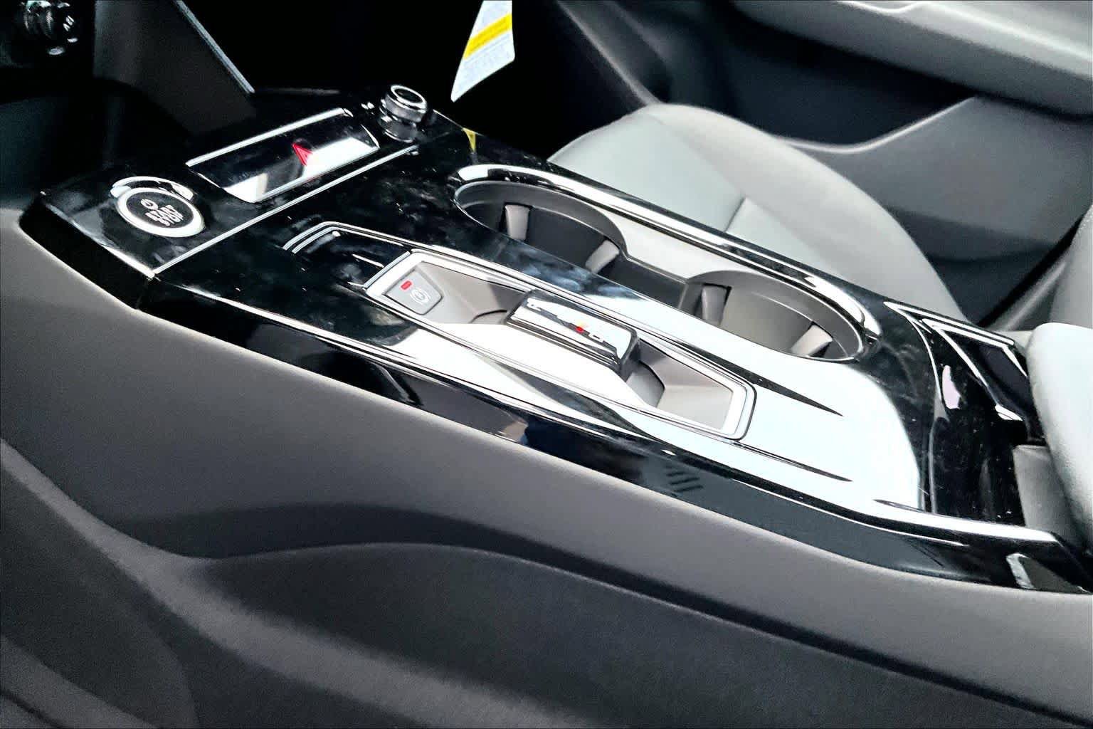 New 2025 Audi Q6 e-tron Premium AWD/4WD image 7