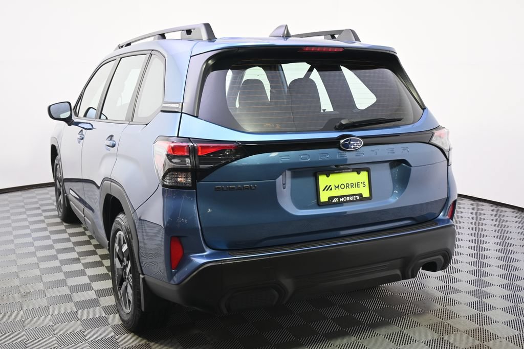 Used 2025 Subaru Forester AWD/4WD image 4