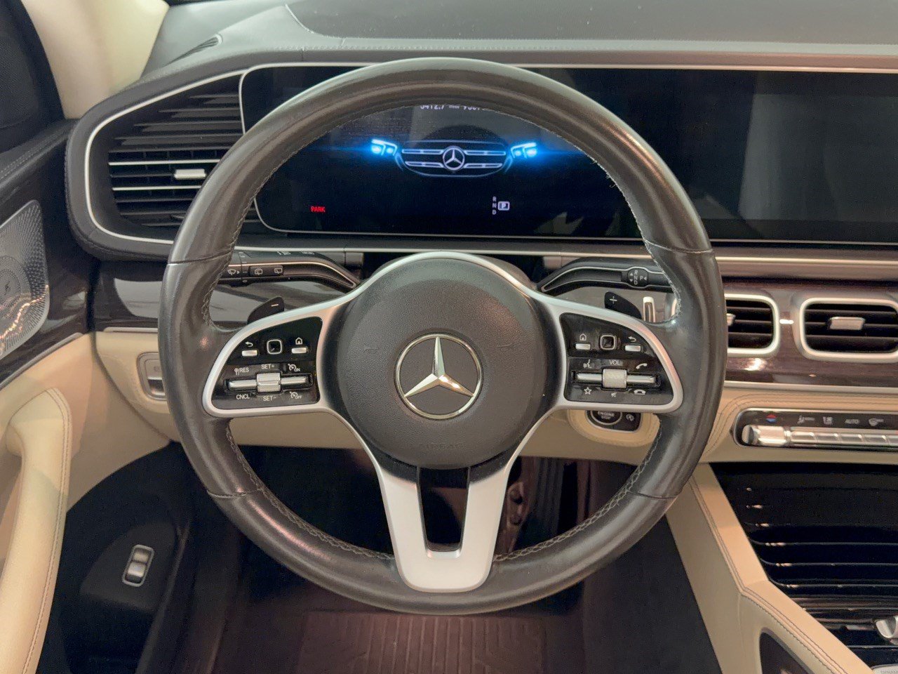 Used 2020 Mercedes-Benz GLS 450 4MATIC image 10