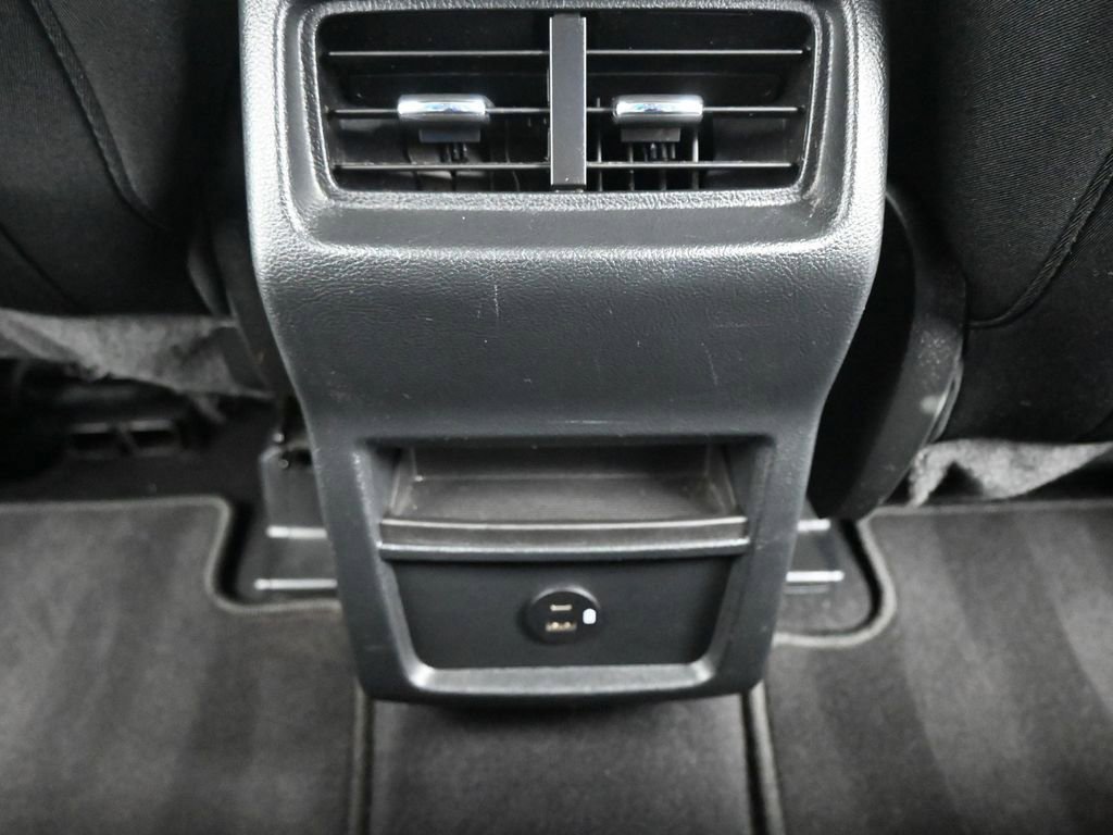 Certified 2022 Ford Edge SE w/ Black Appearance Package image 20