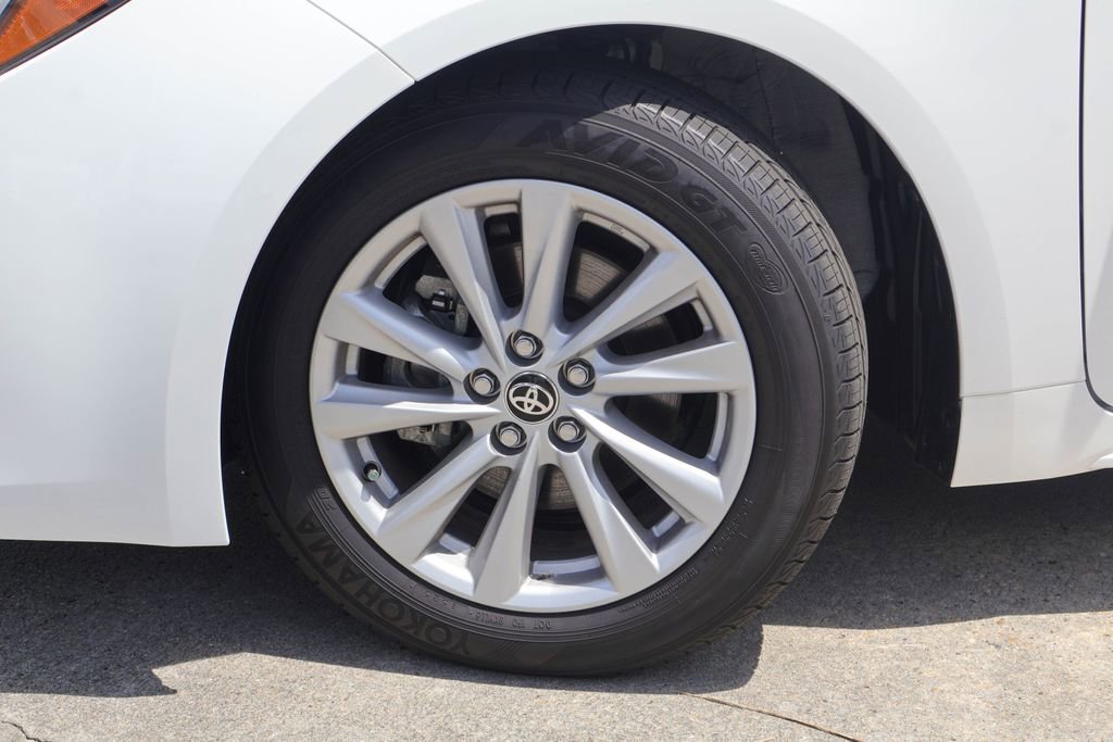 Used 2025 Toyota Corolla SE FWD image 27