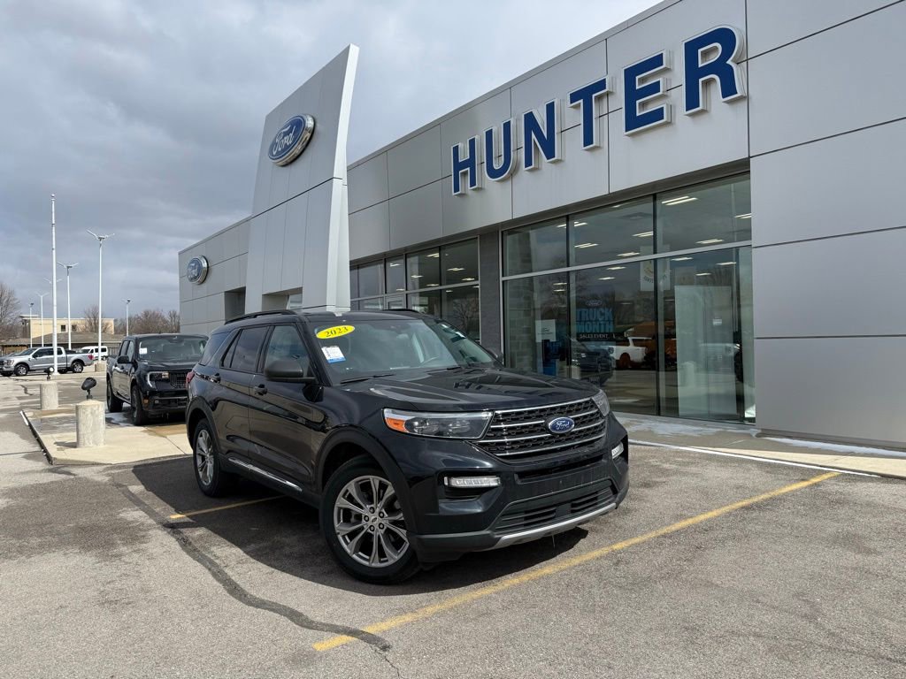 Used 2023 Ford Explorer XLT w/ Equipment Group 202A video 1