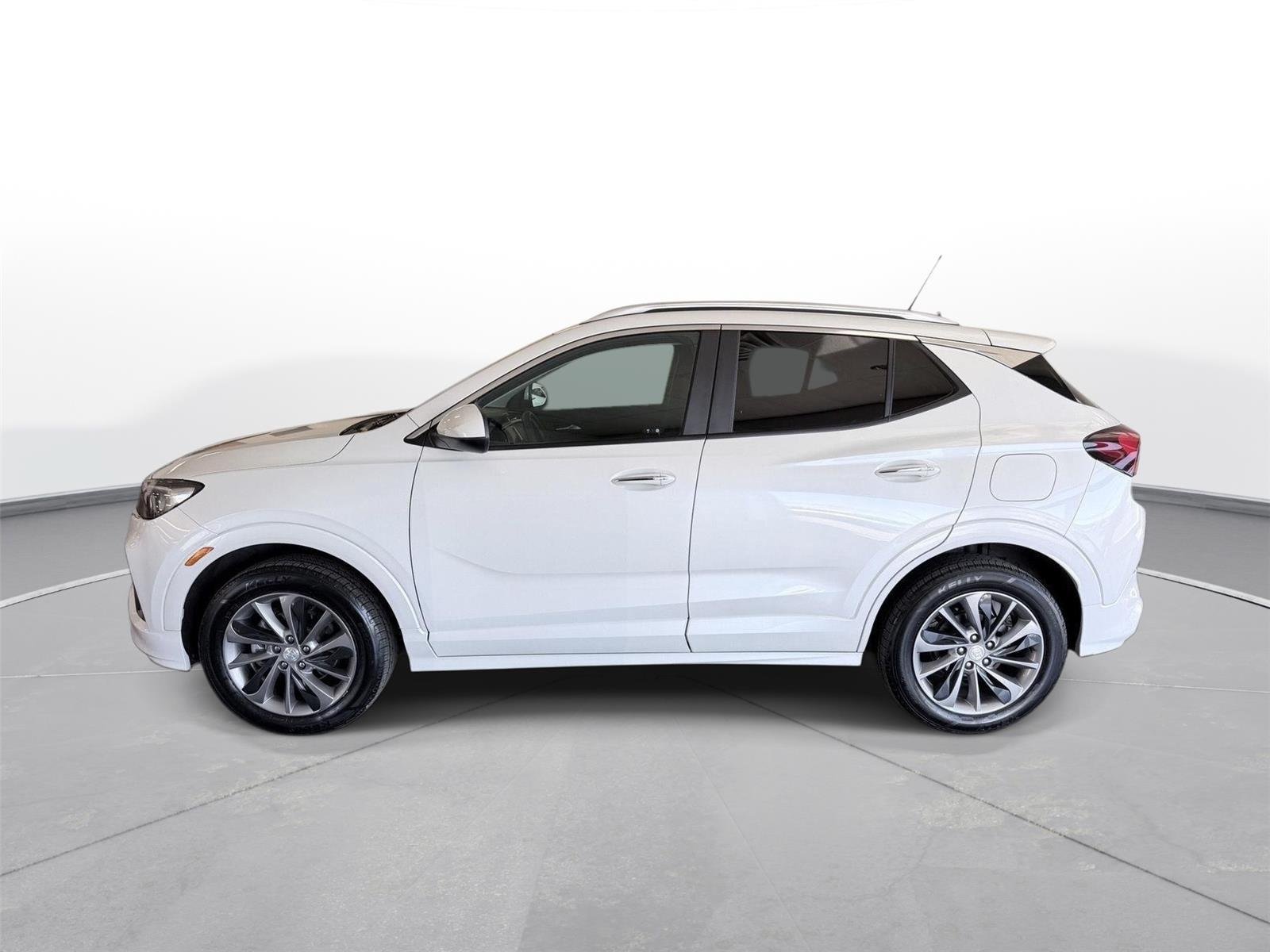 Used 2021 Buick Encore GX Select w/ Sport Touring Package AWD/4WD image 19