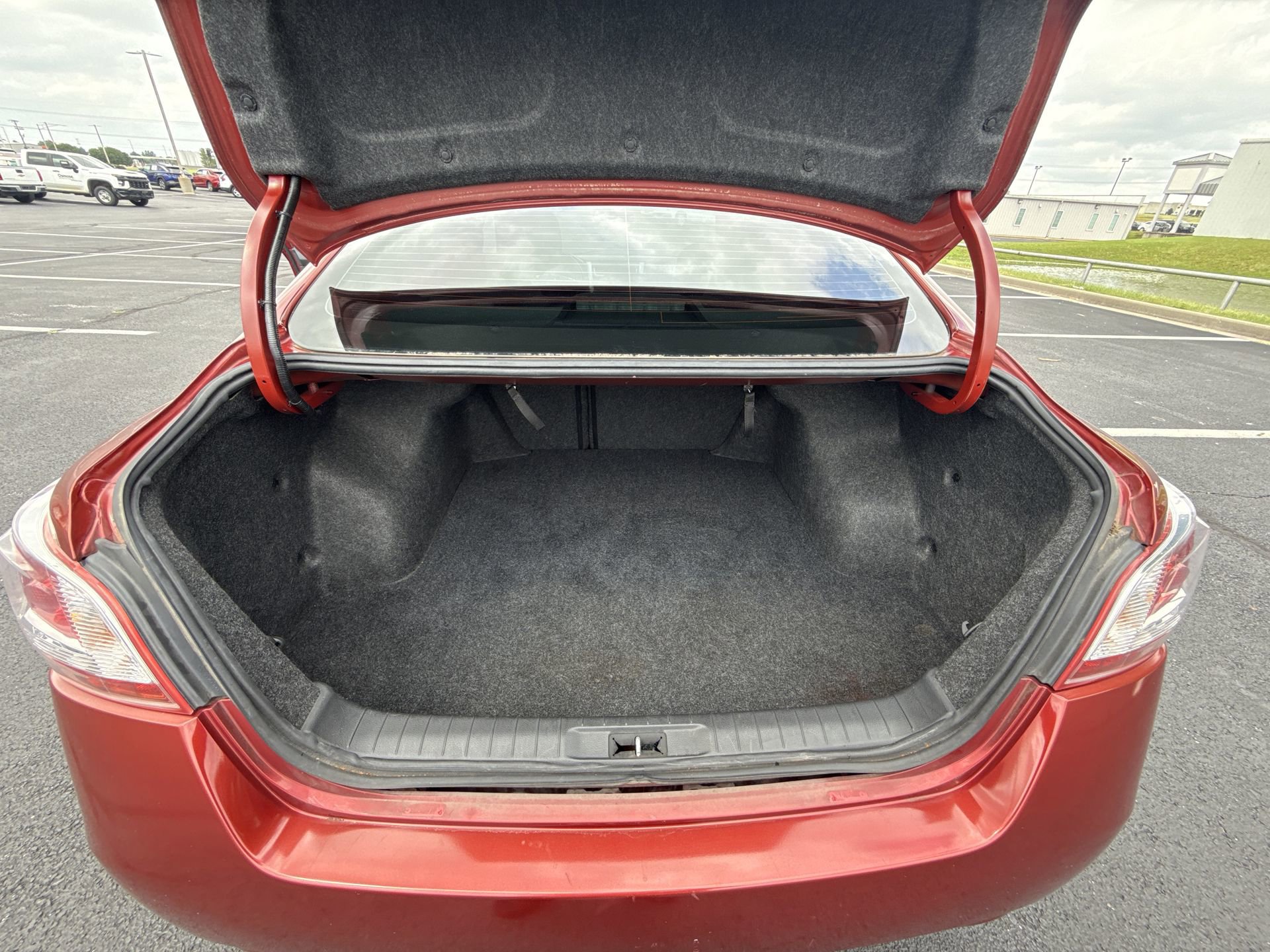 Used 2013 Nissan Altima 2.5 S FWD image 21