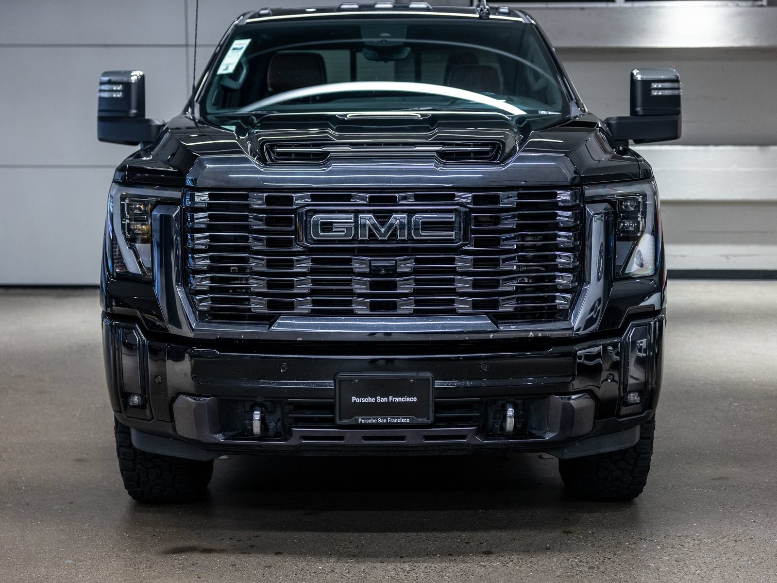 Used 2024 GMC Sierra 2500 Denali Ultimate w/ Max Trailering Package AWD/4WD image 11