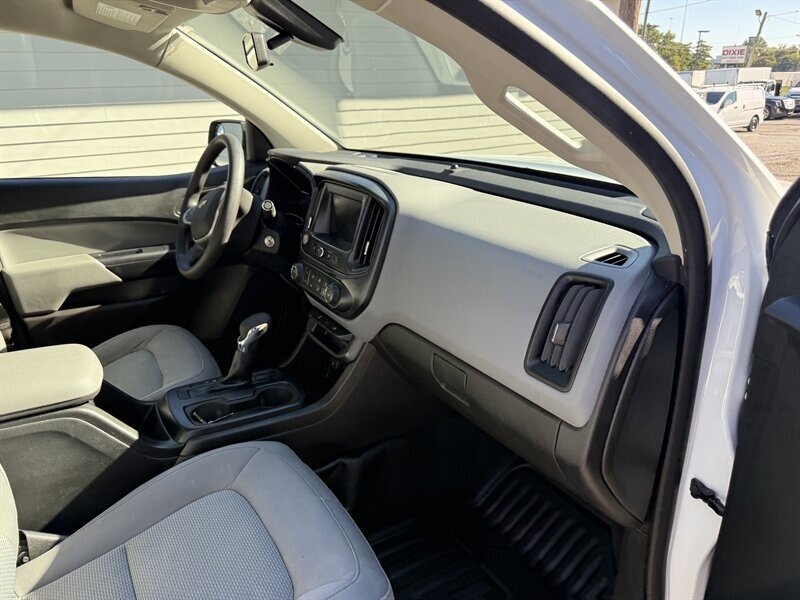 Used 2022 Chevrolet Colorado W/T w/ WT Convenience Package RWD image 21