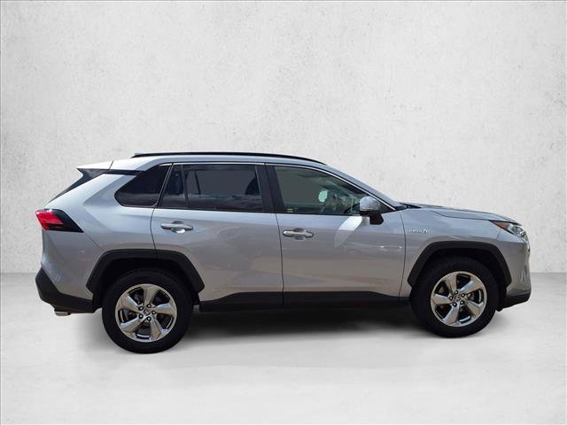 Used 2020 Toyota RAV4 Limited AWD/4WD image 5