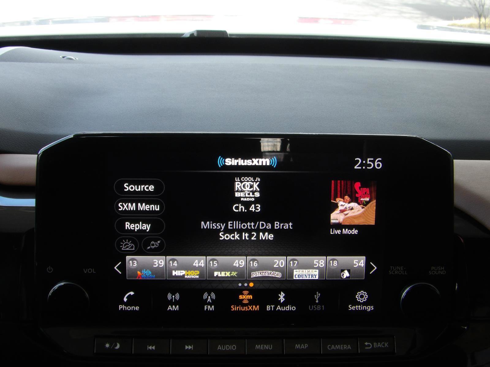 Certified 2025 Nissan Pathfinder Platinum w/ Cargo Package image 39