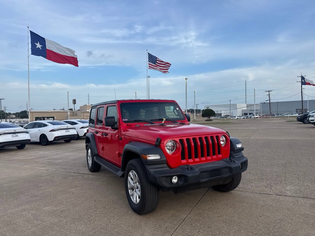 Used 2023 Jeep Wrangler Unlimited Sport AWD/4WD image 2