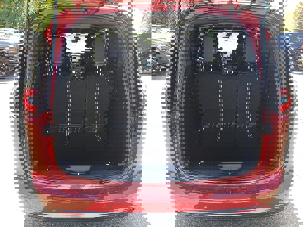 New 2026 Chrysler Pacifica Select image 7