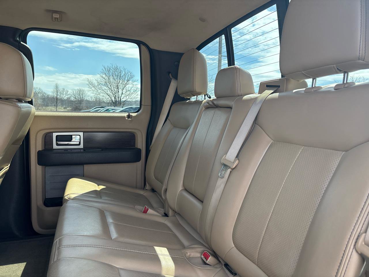 Used 2013 Ford F150 Lariat w/ Luxury Equipment Group image 19