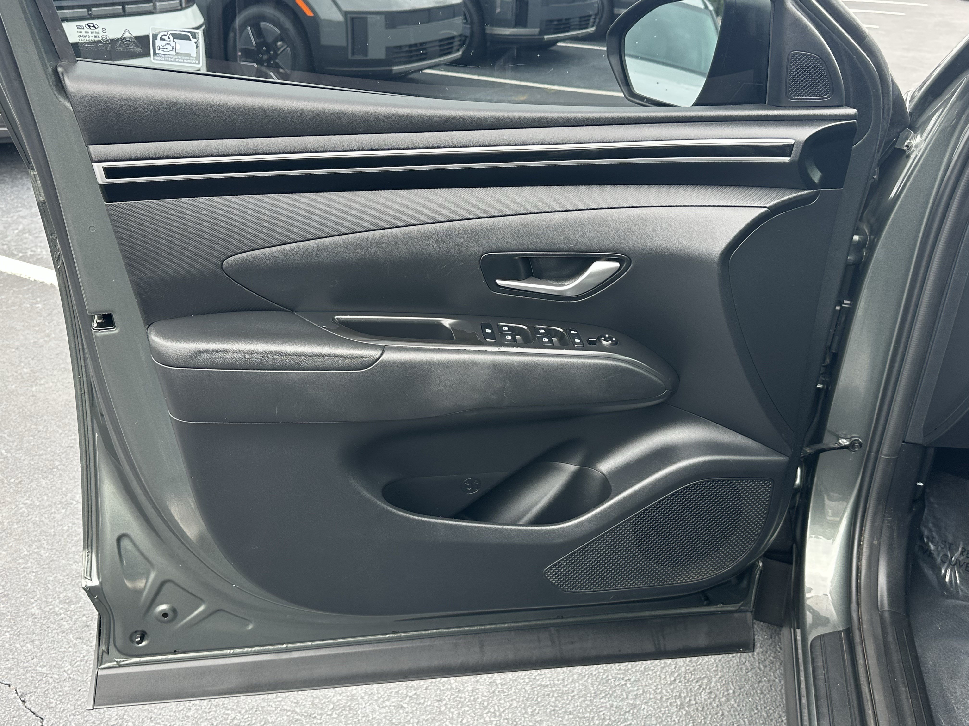 Used 2022 Hyundai Tucson SE w/ Cargo Package AWD/4WD image 10