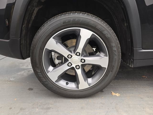 Used 2023 Jeep Grand Cherokee 4WD 4xe w/ Luxury Tech Group II image 20