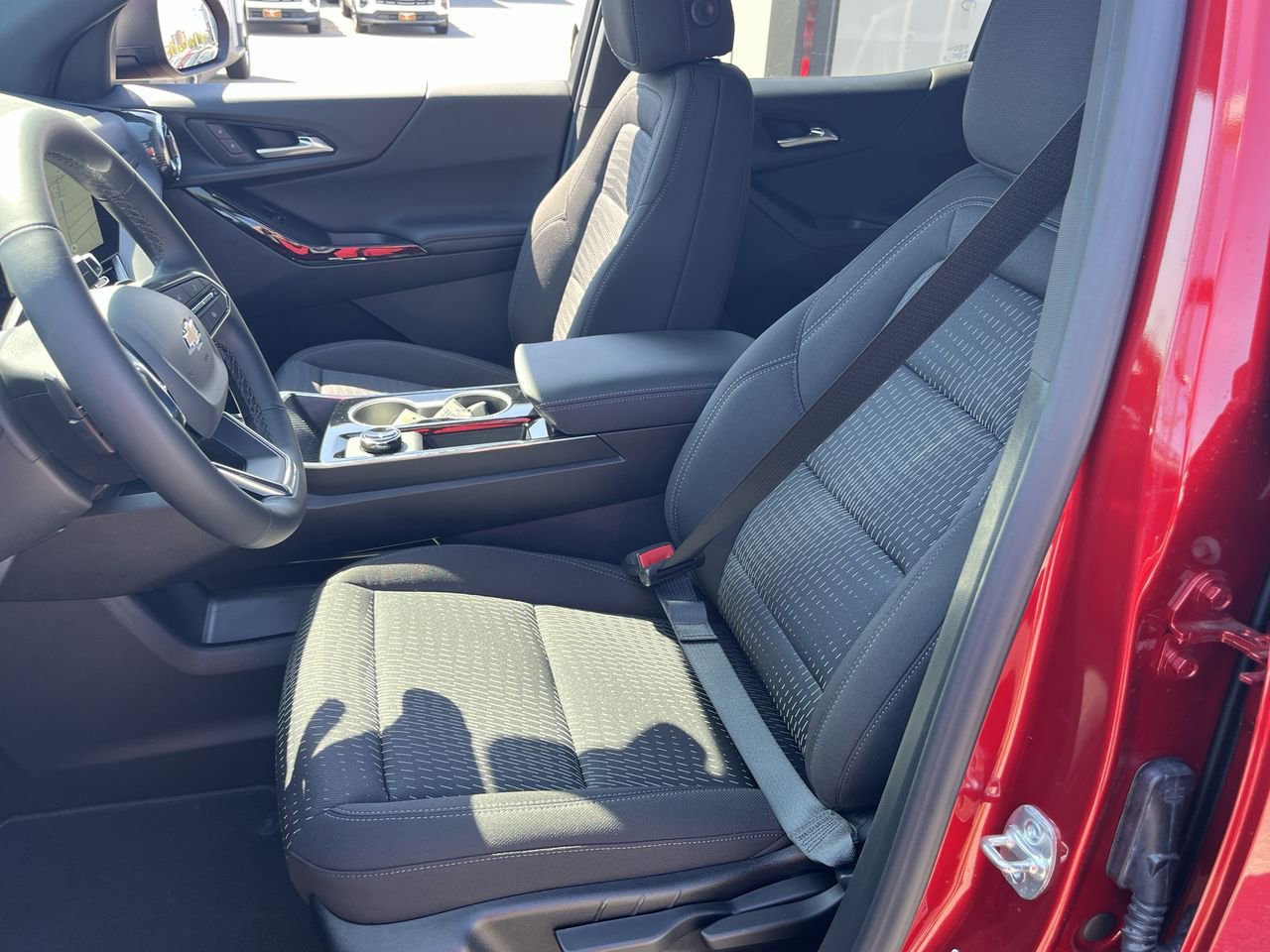 New 2026 Chevrolet Equinox LT image 27