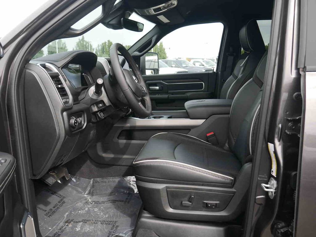 New 2026 RAM 3500 Laramie image 38
