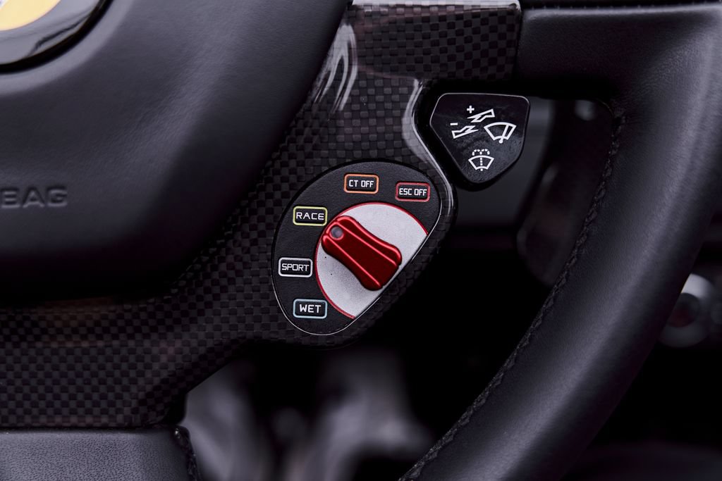 Used 2019 Ferrari 488 Spider RWD image 70