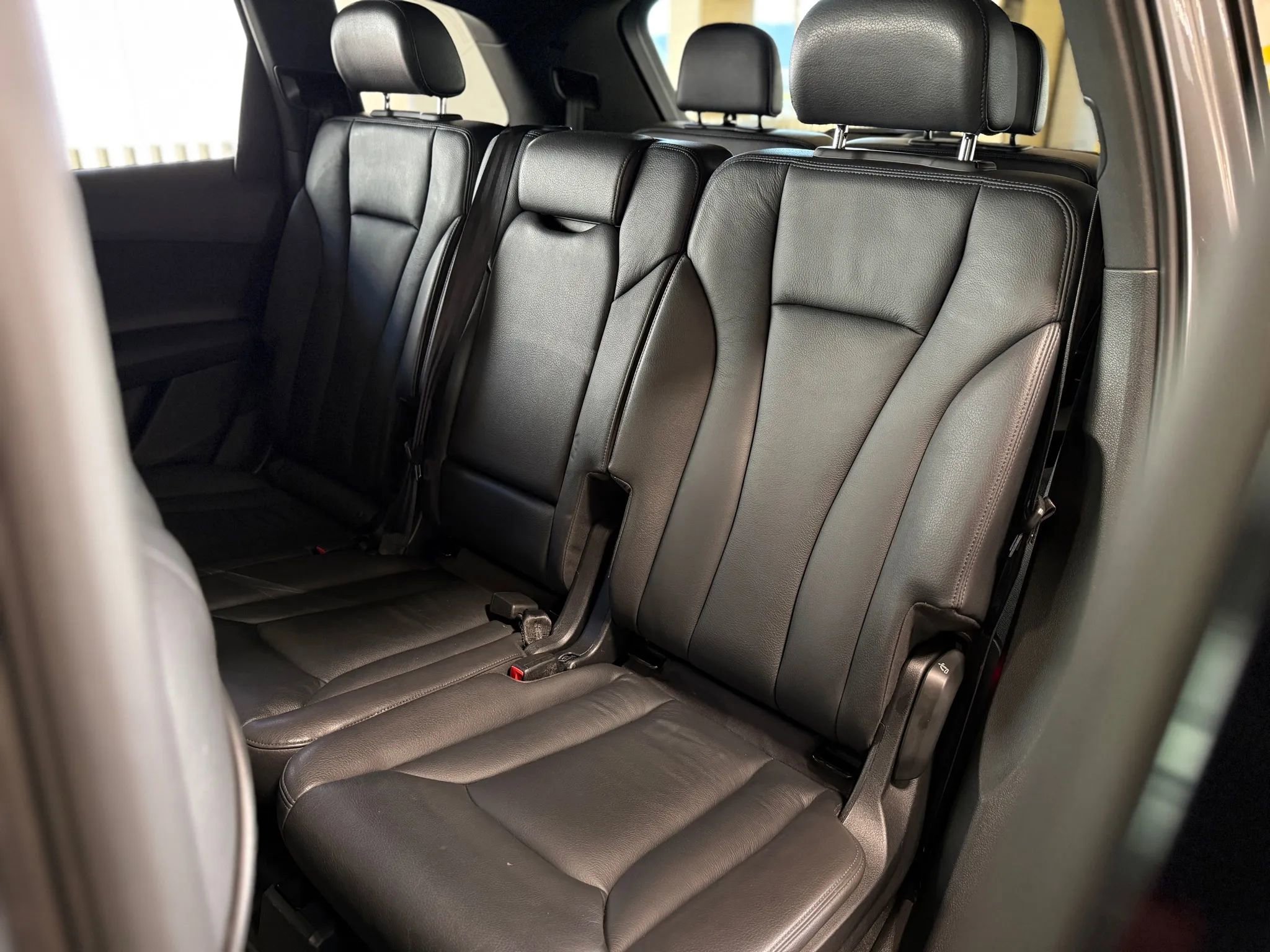Used 2018 Audi Q7 3.0T Premium Plus w/ Premium Plus Package AWD/4WD image 18