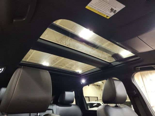 Certified 2025 MAZDA CX-70 3.3 Turbo S w/ Premium Package image 33