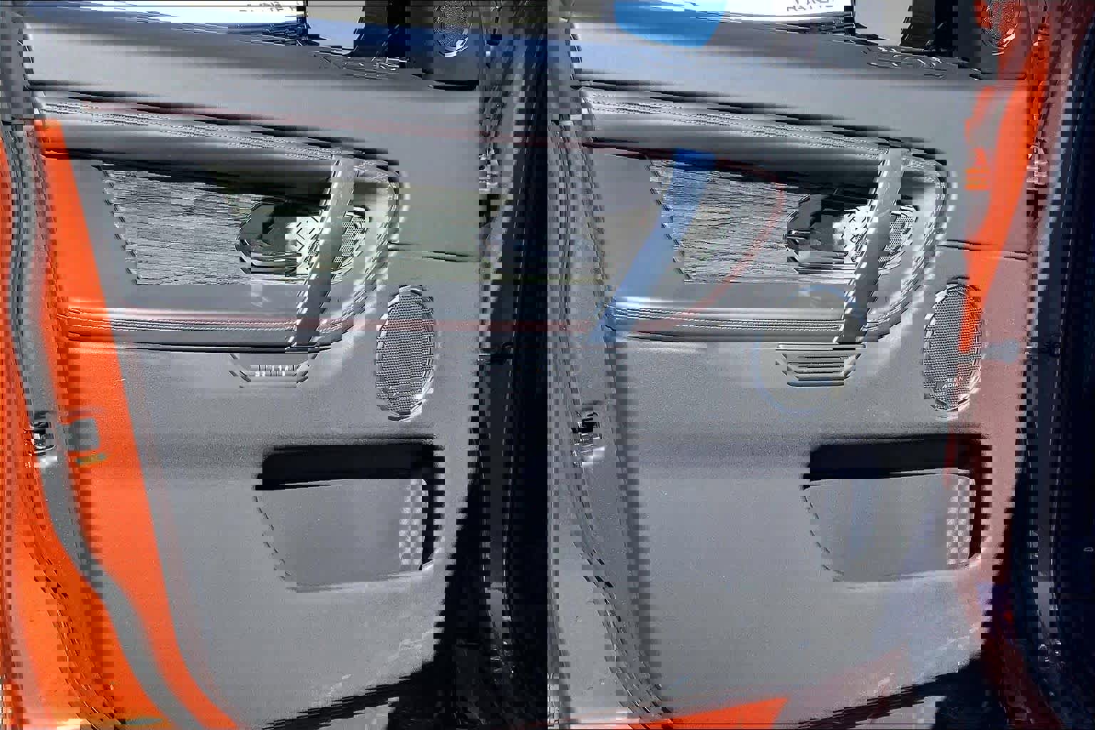 Used 2022 Land Rover Discovery Sport SE R-Dynamic image 21