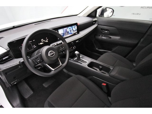 Used 2026 Nissan Kicks S w/ Charging Package FWD image 15