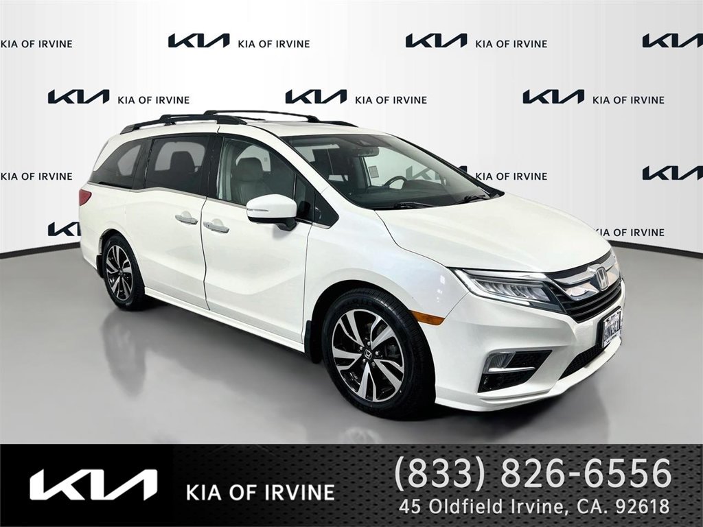 Used 2018 Honda Odyssey Elite