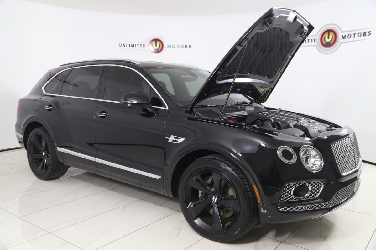 Used 2018 Bentley Bentayga AWD/4WD image 30