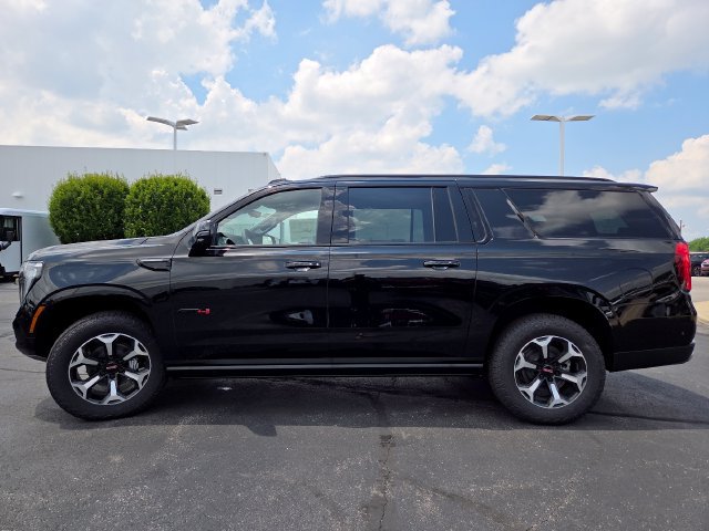 New 2026 GMC Yukon XL AT4 w/ AT4 Premium Package AWD/4WD image 16