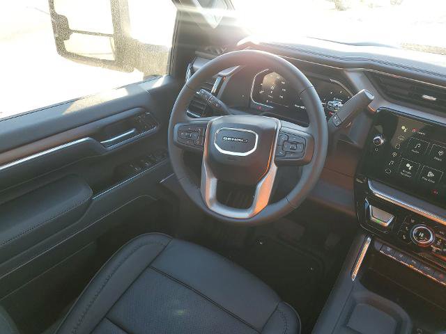 New 2026 GMC Sierra 2500 Denali w/ Denali Reserve Package image 17