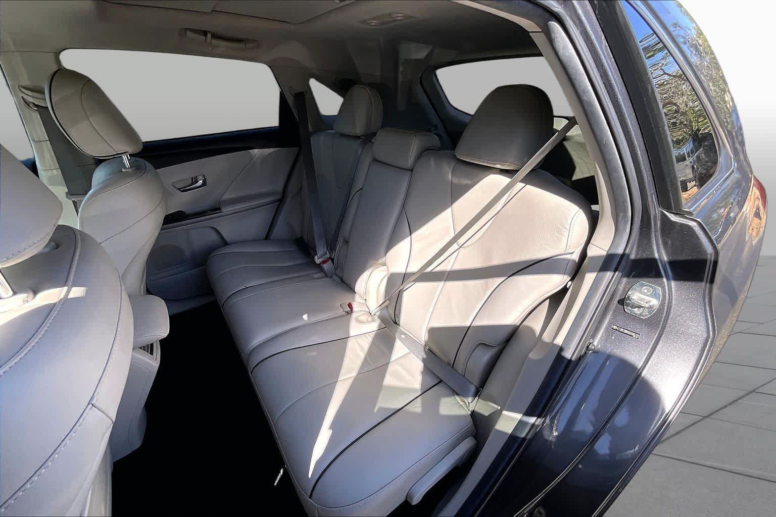 Used 2013 Toyota Venza Limited w/ Tow Prep Pkg AWD/4WD image 24