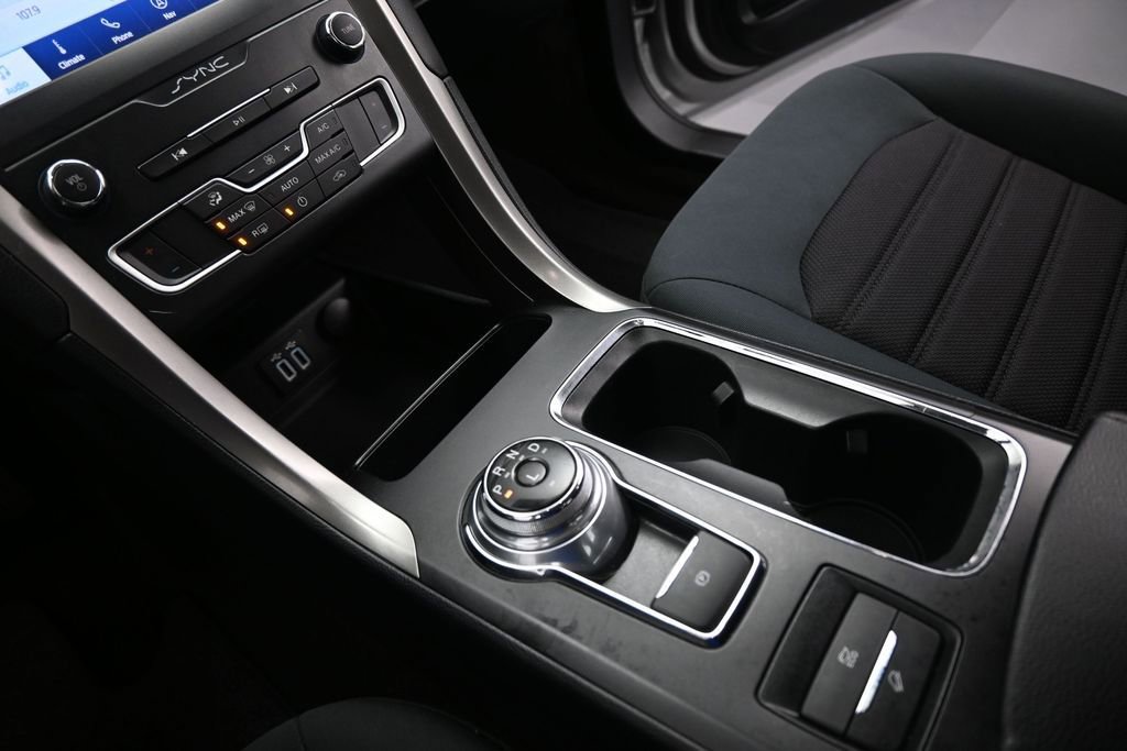 Certified 2019 Ford Fusion SE FWD image 17