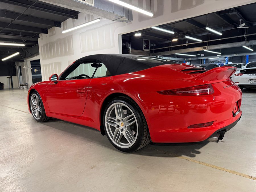 Used 2015 Porsche 911 Carrera image 4