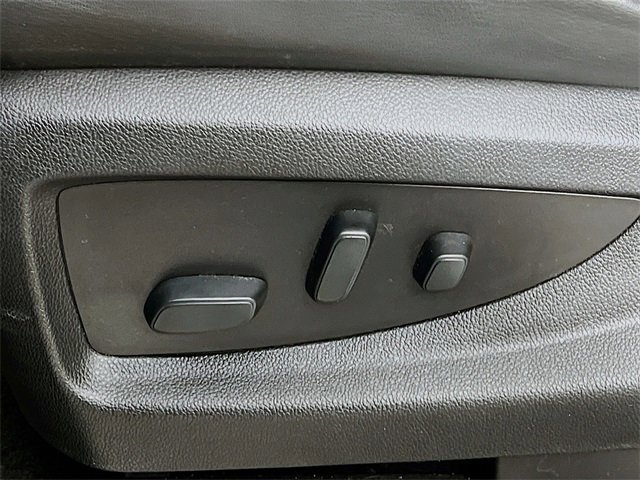 Used 2018 GMC Yukon Denali w/ Denali Ultimate Package image 11