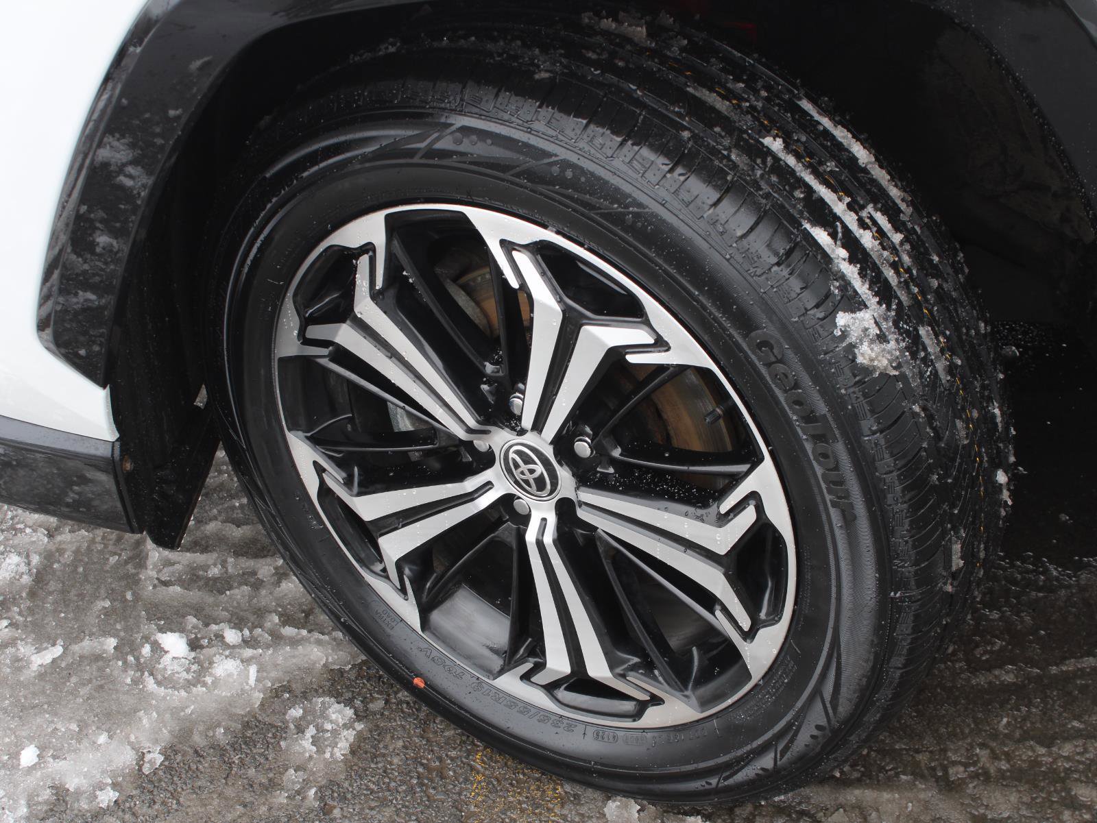 Used 2023 Toyota RAV4 XSE w/ Weather Package AWD/4WD image 19