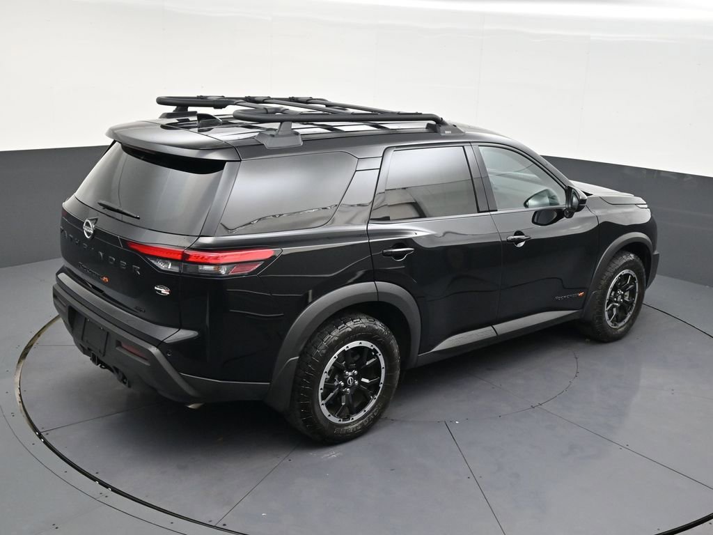 Used 2025 Nissan Pathfinder Rock Creek image 17